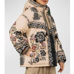 FARM Rio Floral Garden Reversible Puffer | Size Small